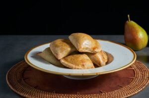 Rich Nigerian Meat pie with oven or cooker